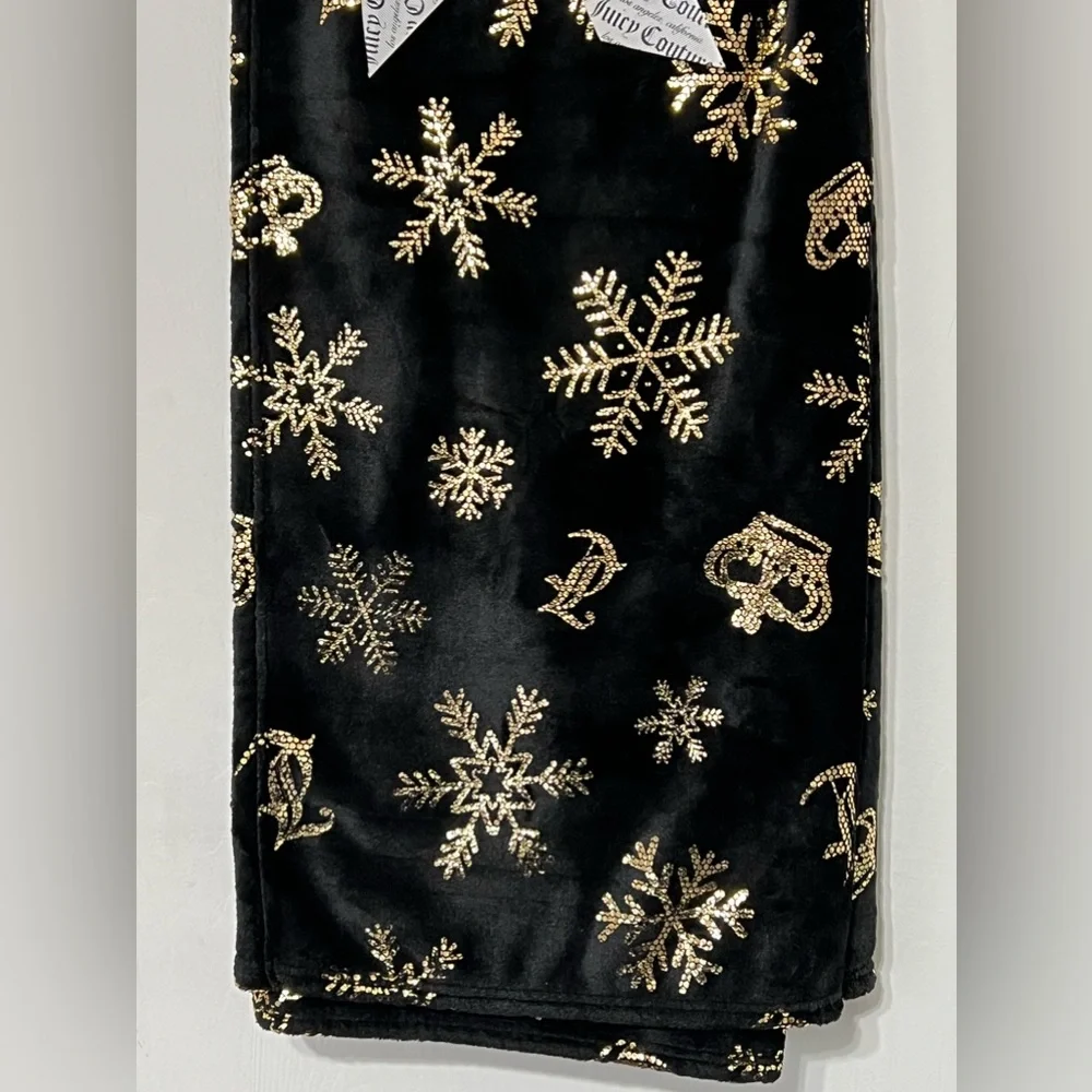 Juicy Couture Snowflake Black & Gold Throw Blanket Holiday Christmas